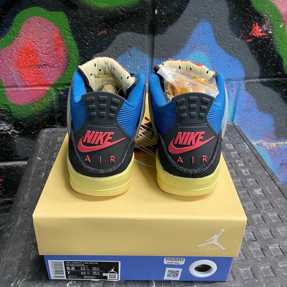 Air Jordan 4 Retro “Union off Noir” - Picture 4 of 9